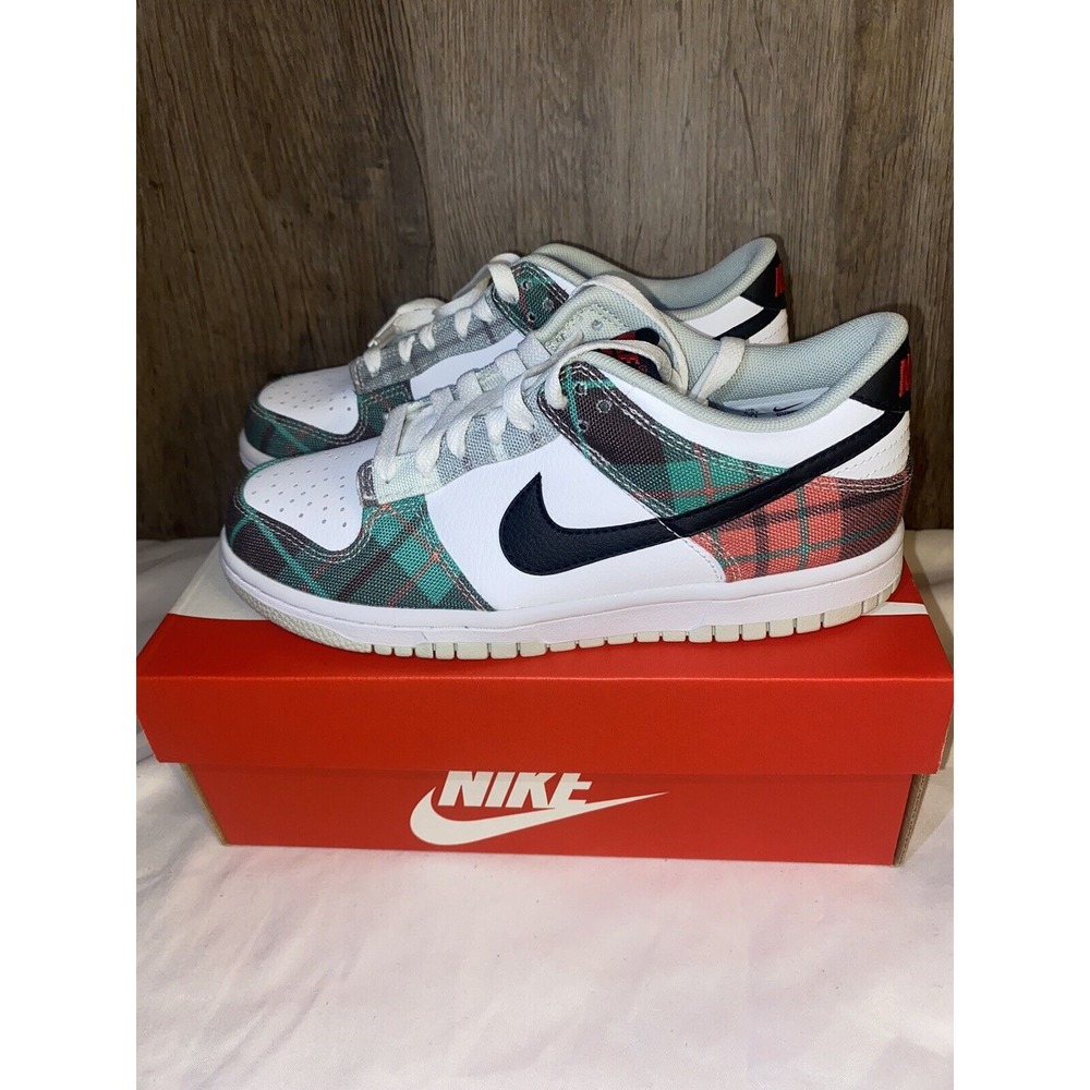 Nike Dunk Low SE 1 (GS) Shoes DV8919-10, Size 6 Womens, 4.5‎ Youth